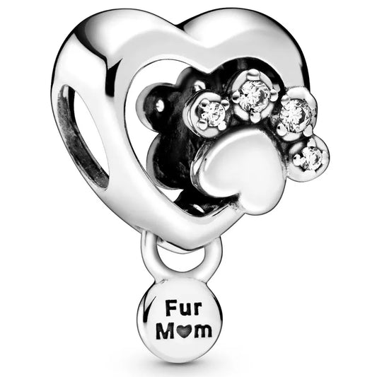 Corazón huella, Fur Mom